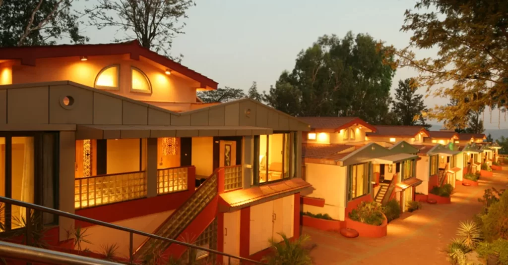 SUMMER PLAZA RESORT